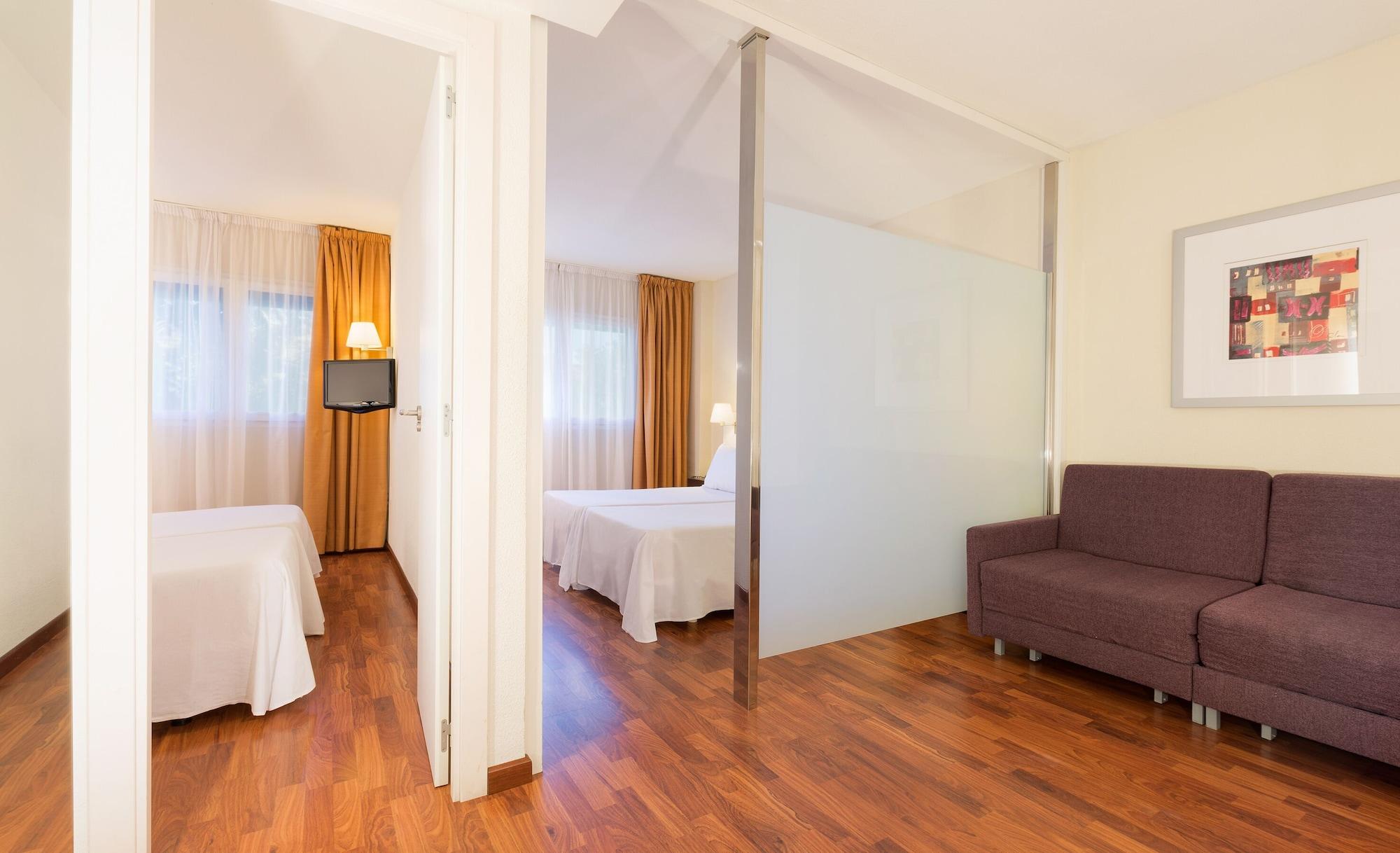 Port Feria Valencia Hotel Bagian luar foto